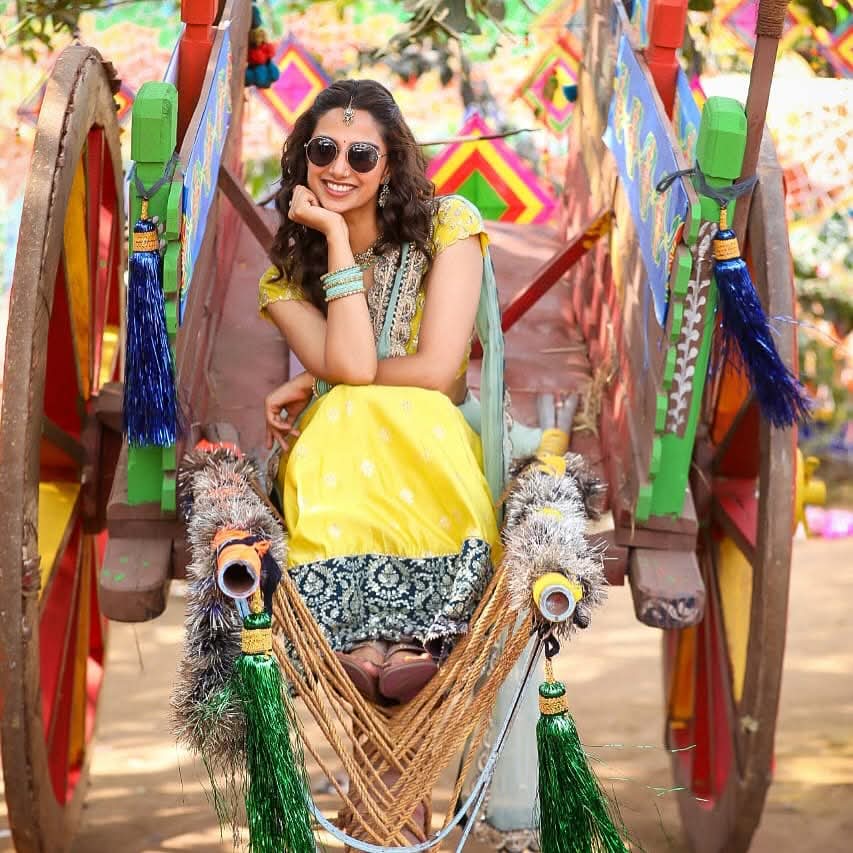 Meenakshi Chaudhary Actress Hot HD Photos Pics Gallery Telugu Tollywood Bollywood South Actress