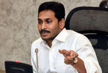 జనం తీరుపై ఏపీ సర్కార్ సీరియస్, షాపింగ్ సమయాల కుదింపు, కొత్త టైమింగ్స్ ఇవే.