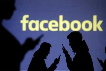 ఫేస్‌బుక్‌, ట్విటర్‌కు కేంద్రం సమన్లు