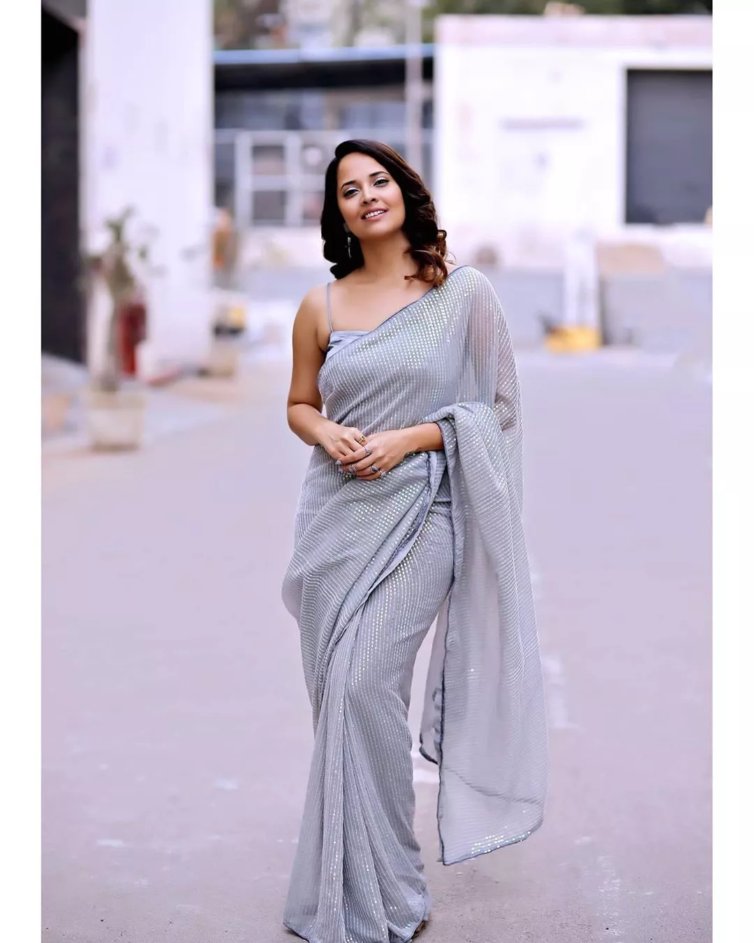 anasuya bharadwaj new look in saree