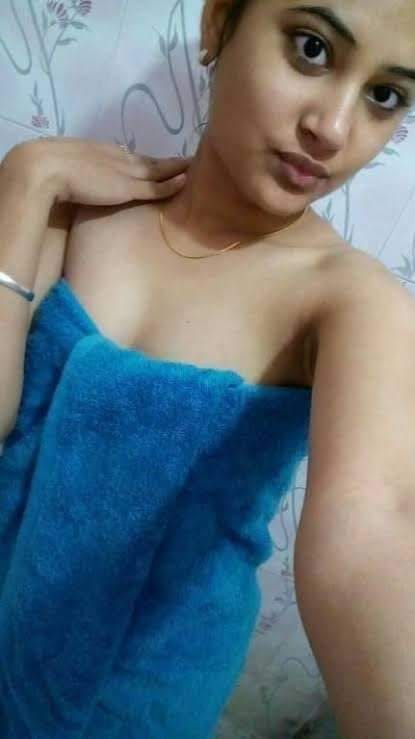 Actress Hot Bedroom Leaked HD Photos Gallery South Indian Actress Girls Aunties