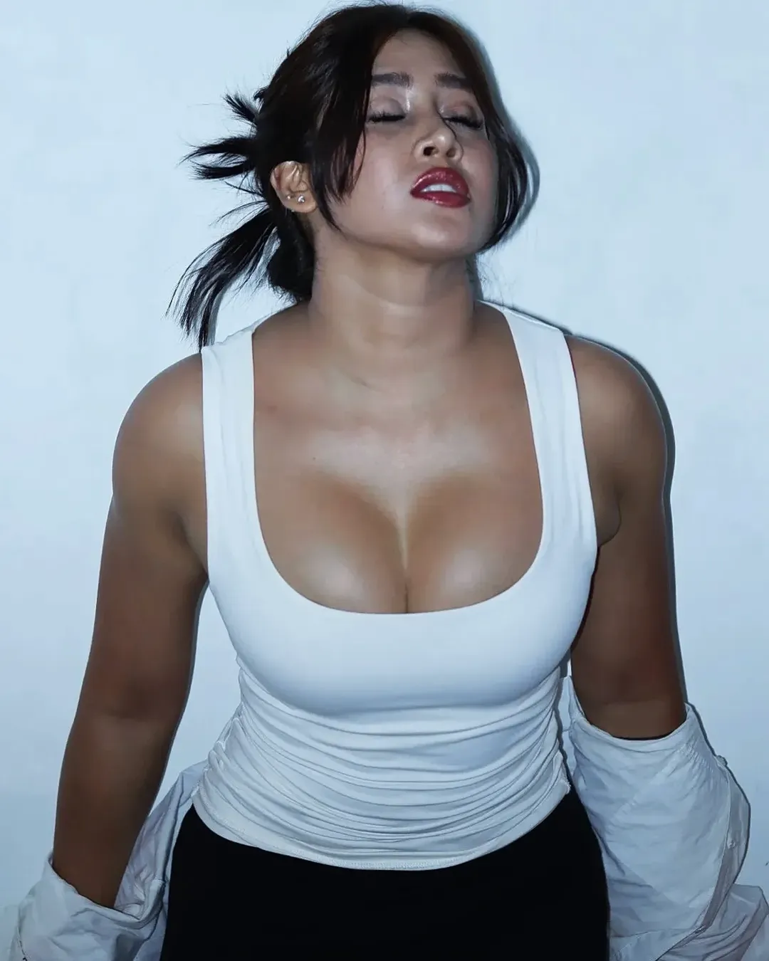 Sofia Ansari Photos