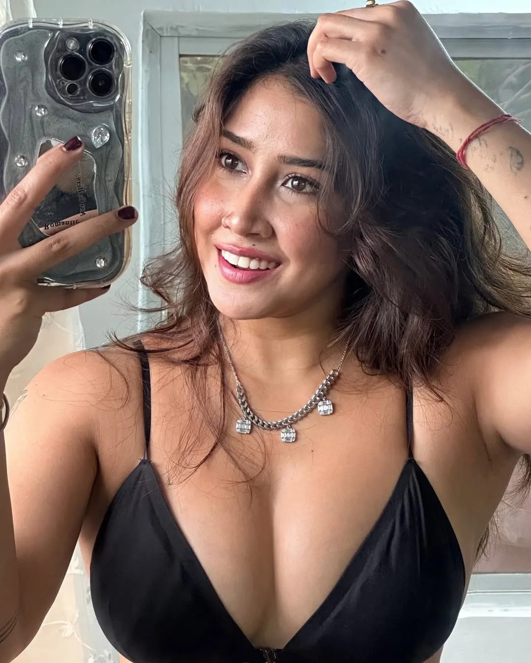Sofia Ansari Photos
