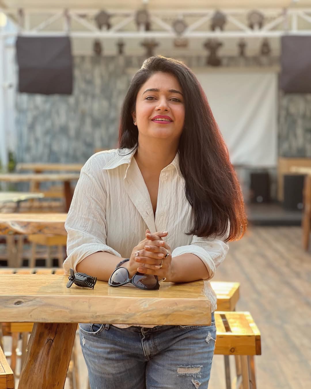Poonam Bajwa Actress Hot HD Photos Pics Gallery Telugu Mallu Tollywood Bollywood South Actress
