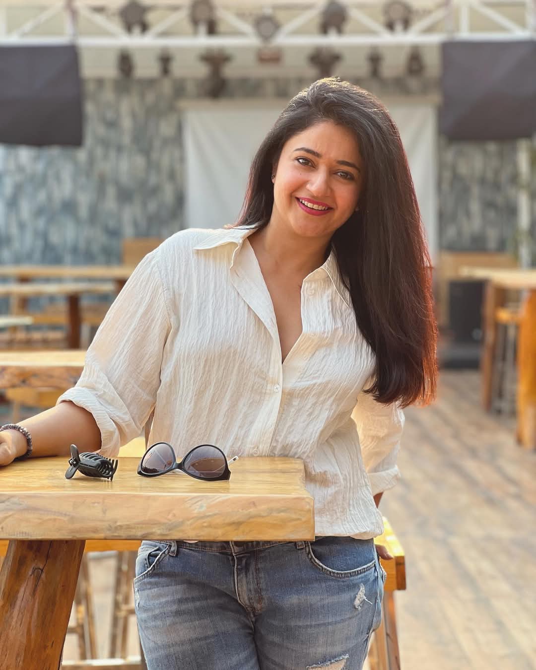 Poonam Bajwa Actress Hot HD Photos Pics Gallery Telugu Mallu Tollywood Bollywood South Actress
