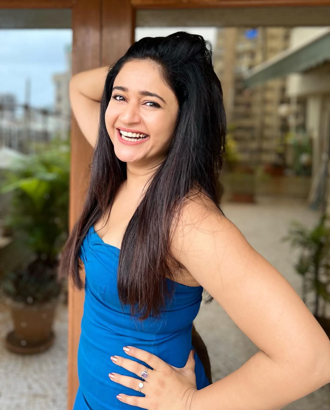 Poonam Bajwa Actress Hot HD Photos Pics Gallery Telugu Mallu Tollywood Bollywood South Actress