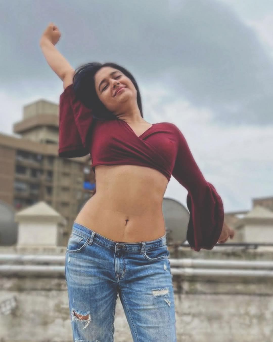 Poonam Bajwa Actress Hot HD Photos Pics Gallery Telugu Mallu Tollywood Bollywood South Actress