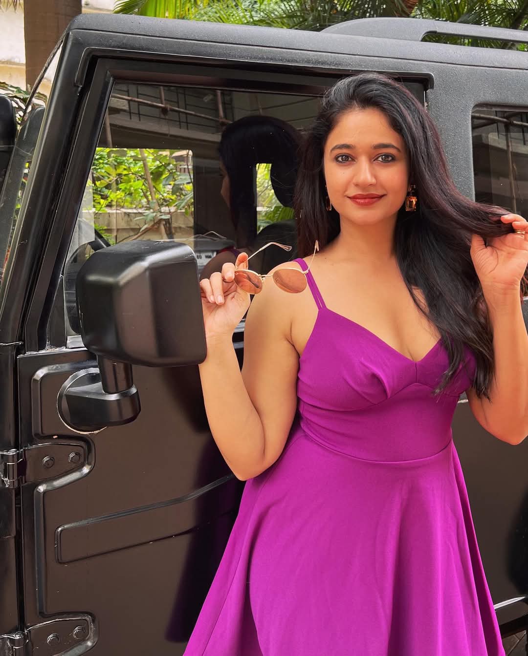 Poonam Bajwa Actress Hot HD Photos Pics Gallery Telugu Mallu Tollywood Bollywood South Actress