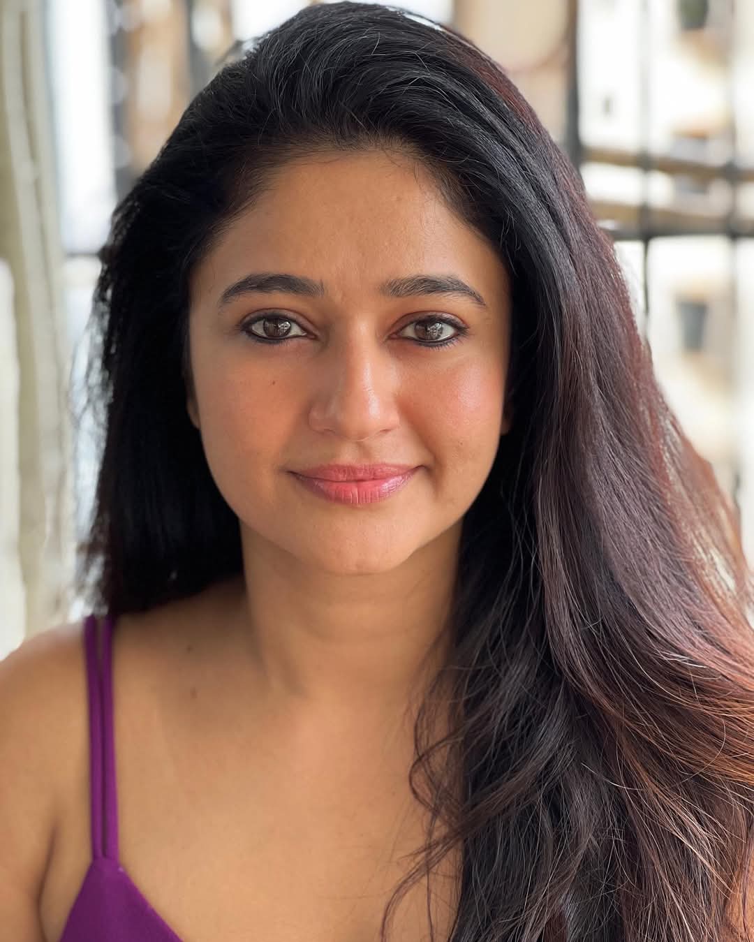 Poonam Bajwa Actress Hot HD Photos Pics Gallery Telugu Mallu Tollywood Bollywood South Actress