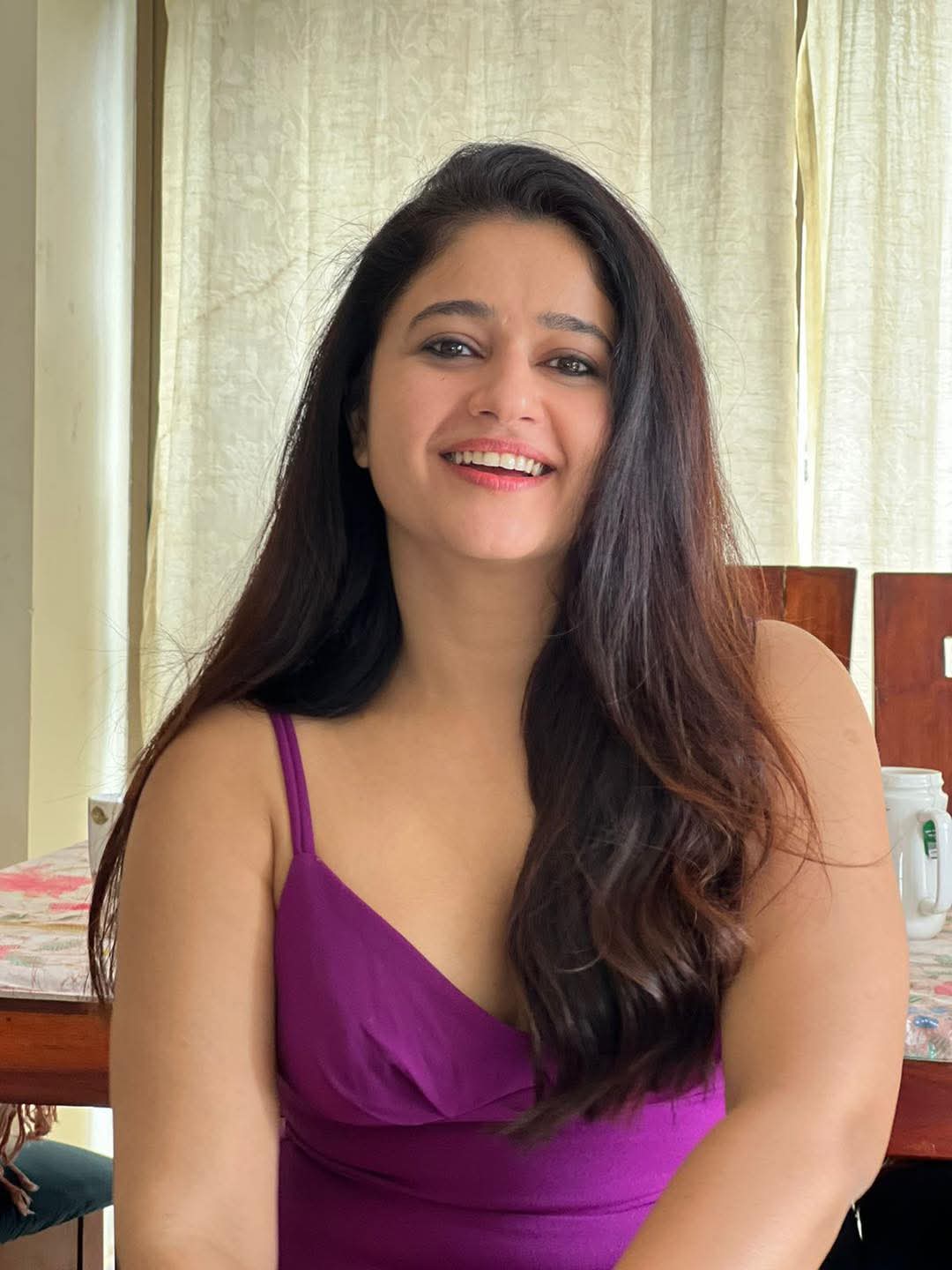 Poonam Bajwa Actress Hot HD Photos Pics Gallery Telugu Mallu Tollywood Bollywood South Actress