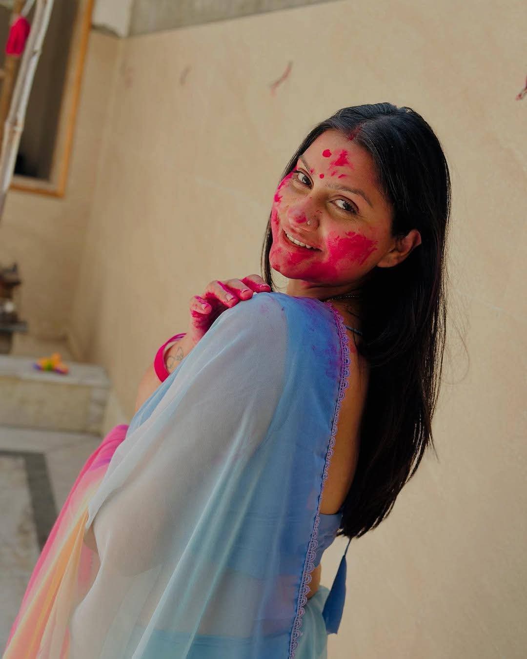 Indian Celebrities Holi Celebrations Photos Gallery