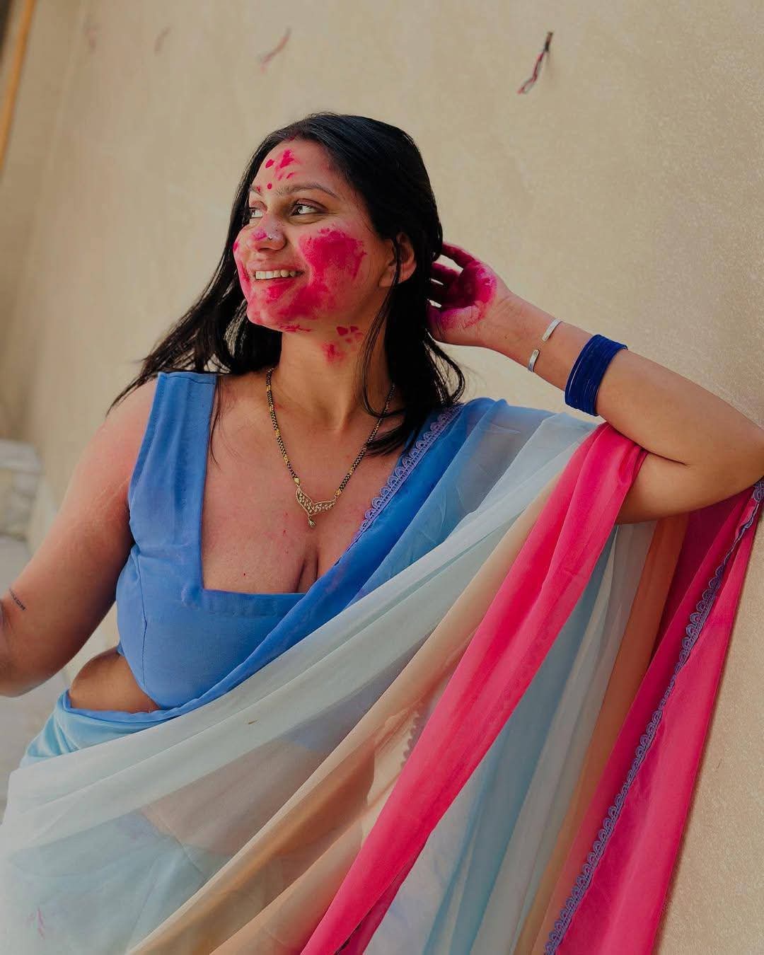 Indian Celebrities Holi Celebrations Photos Gallery