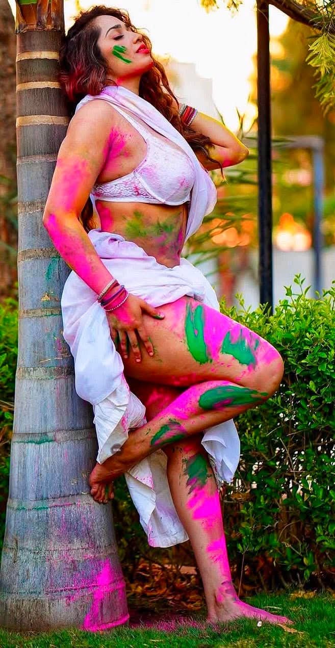 Indian Celebrities Holi Celebrations Photos Gallery