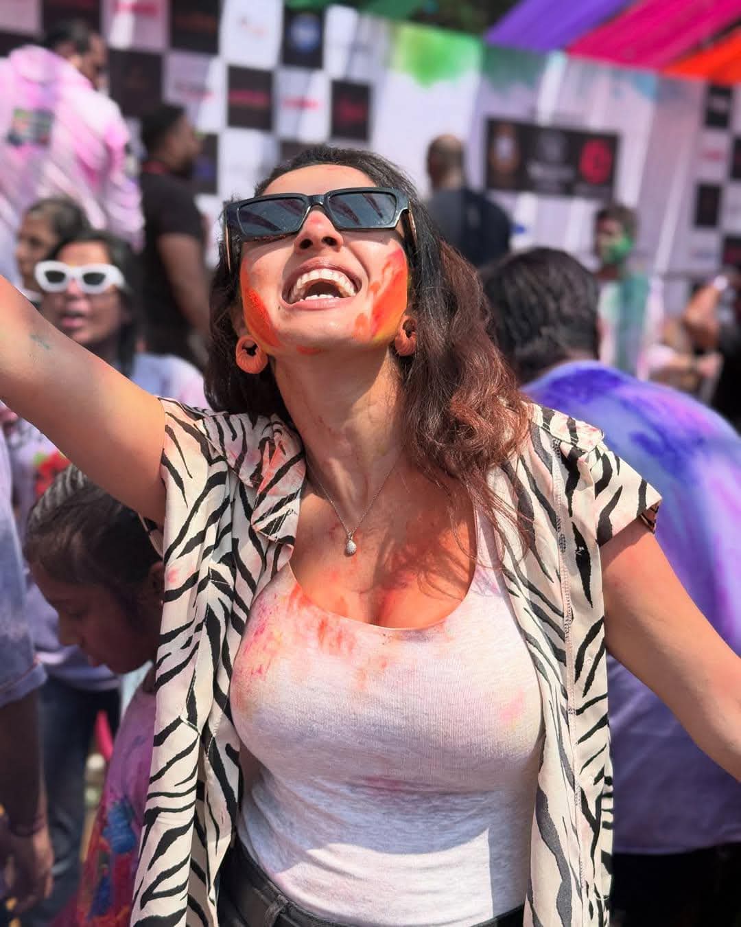Indian Celebrities Holi Celebrations Photos Gallery