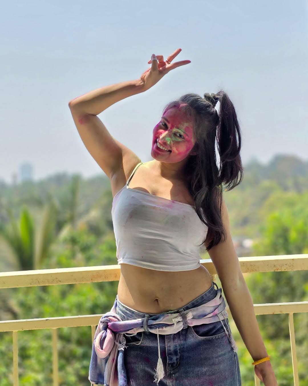 Indian Celebrities Holi Celebrations Photos Gallery