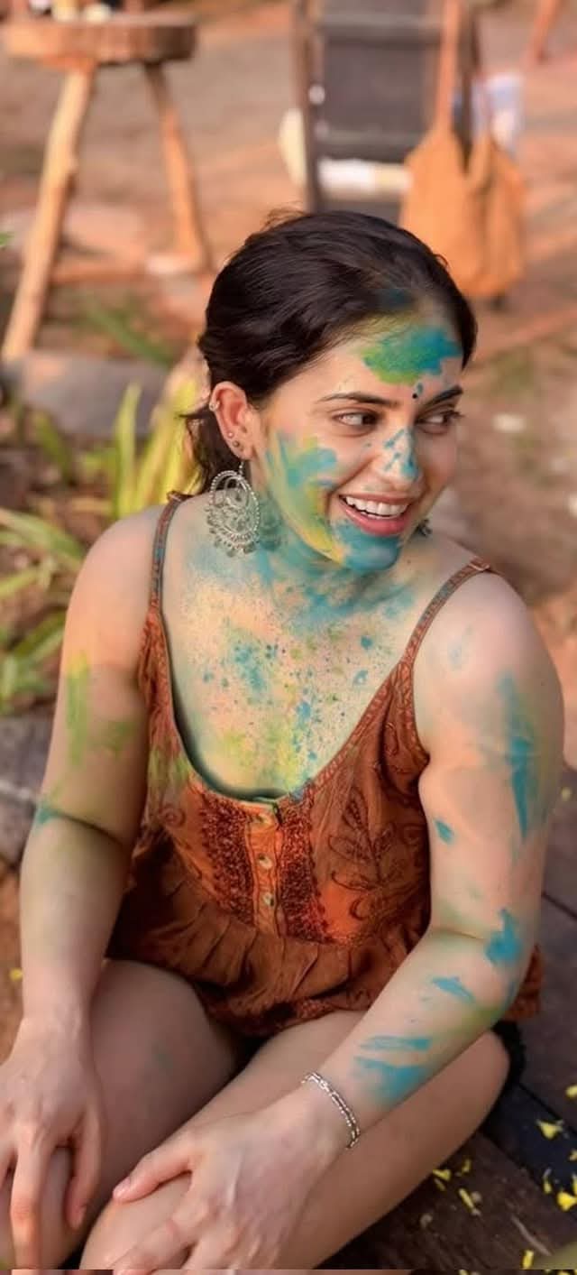Indian Celebrities Holi Celebrations Photos Gallery