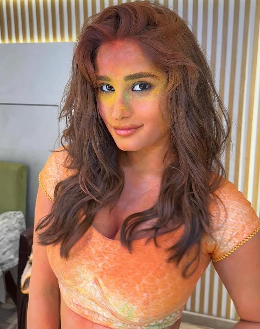 Indian Celebrities Holi Celebrations Photos Gallery