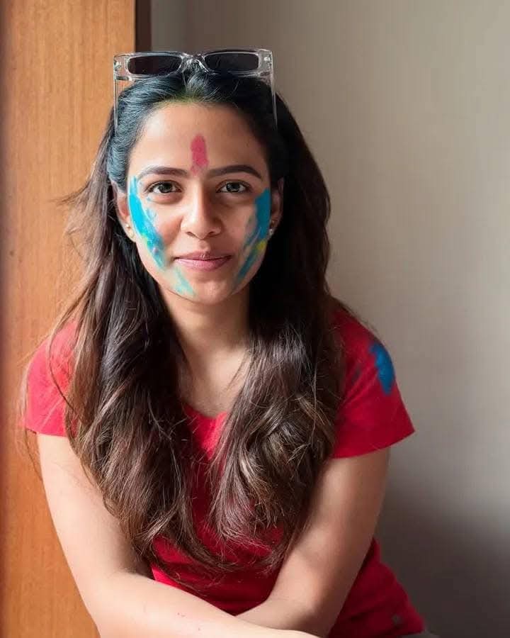 Indian Celebrities Holi Celebrations Photos Gallery