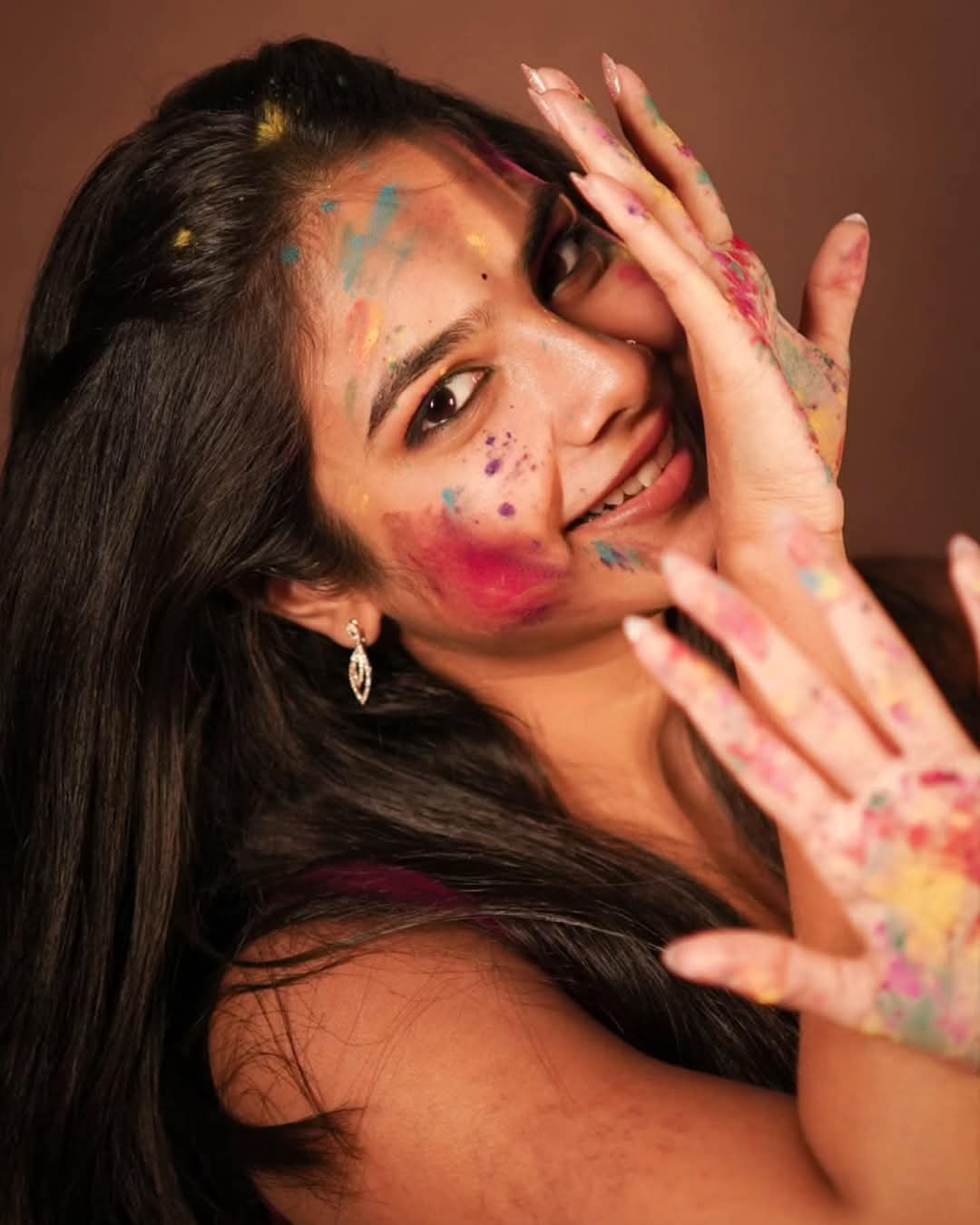 Indian Celebrities Holi Celebrations Photos Gallery