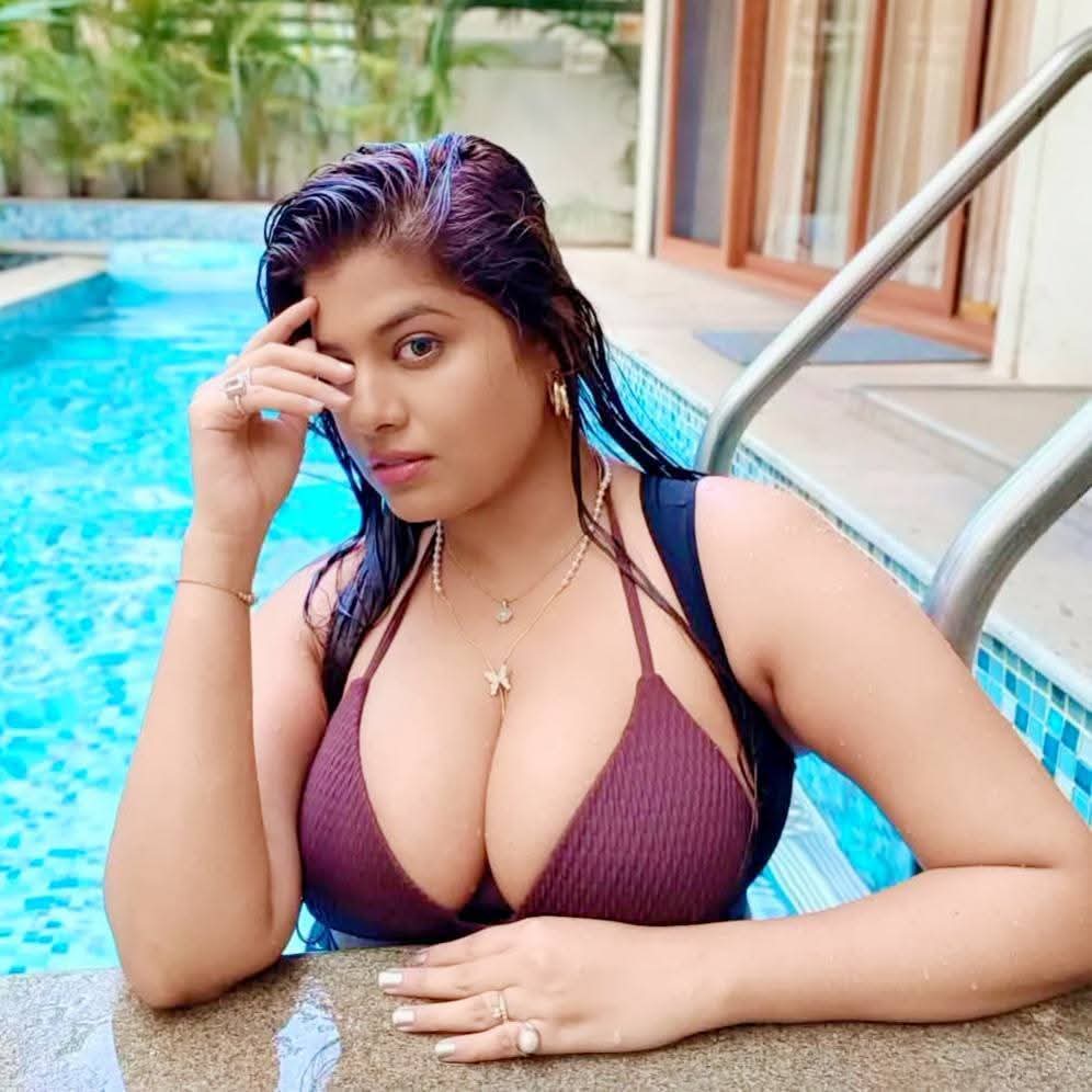 Todays Hot HD Sexy Saree Blouse Bikini Aunty Aunties Girls Models Pics Facebook Insta Threads Hot Models Gallery