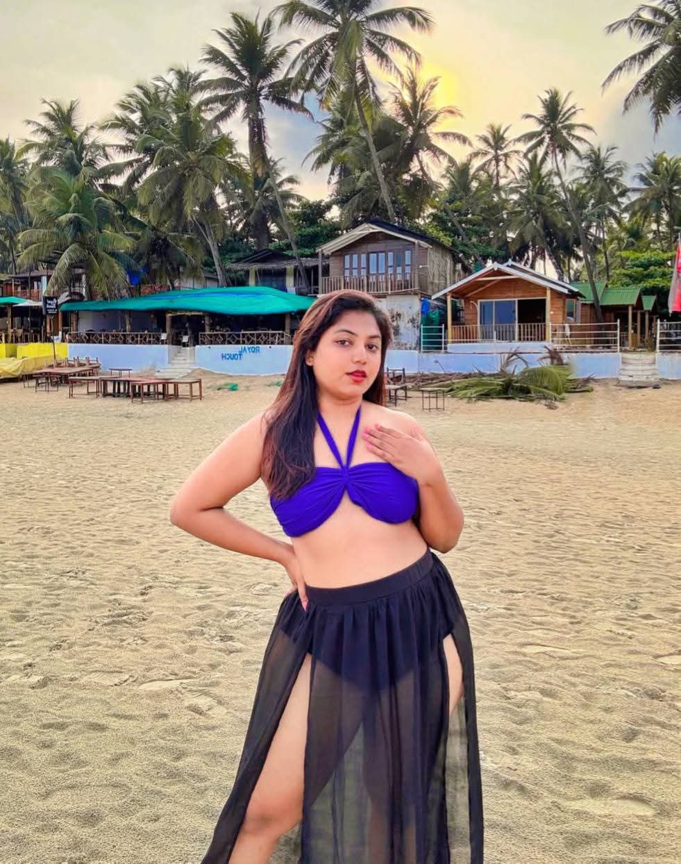 Todays Hot HD Sexy Saree Blouse Bikini Aunty Aunties Girls Models Pics Facebook Insta Threads Hot Models Gallery