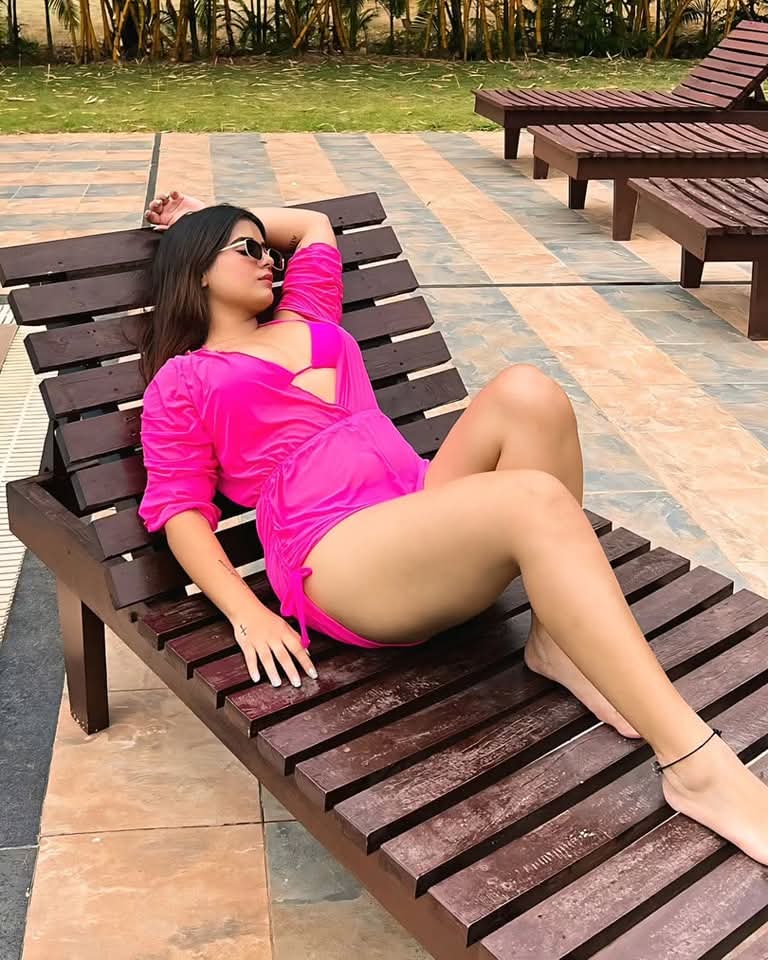 Todays Hot HD Sexy Saree Blouse Bikini Aunty Aunties Girls Models Pics Facebook Insta Threads Hot Models Gallery
