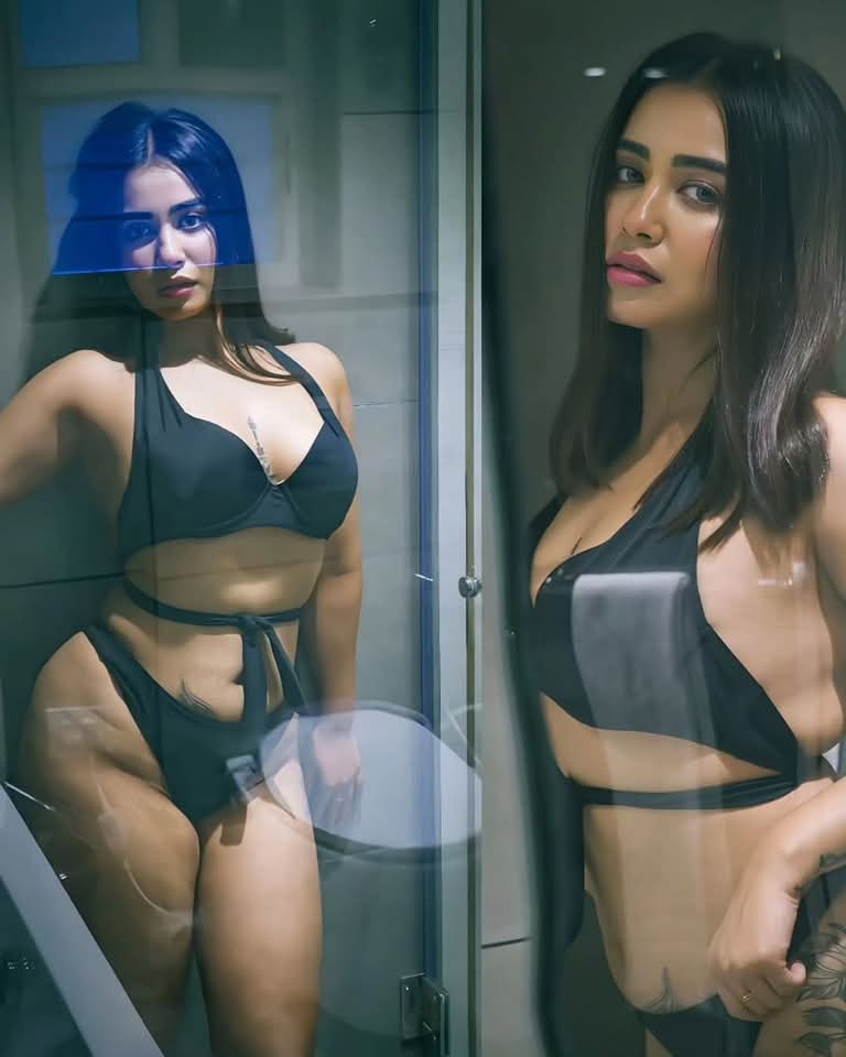 Todays Hot HD Sexy Saree Blouse Bikini Aunty Aunties Girls Models Pics Facebook Insta Threads Hot Models Gallery