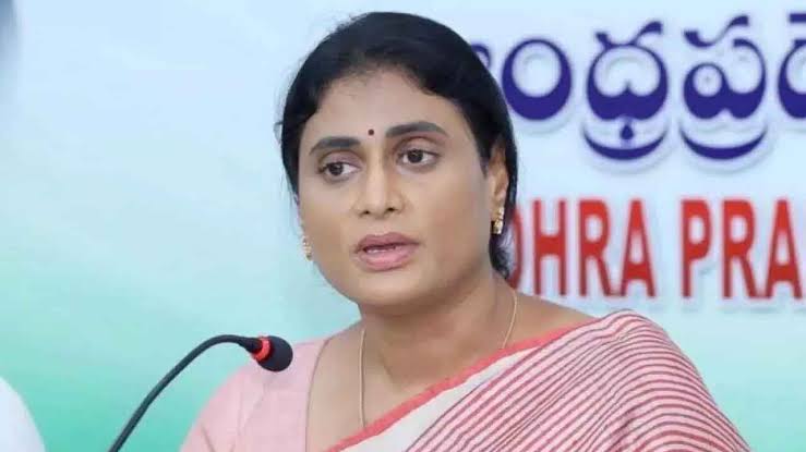 ఎన్టీఆర్ జిల్లా పేరు ఎందుకు మార్చలేదు: వైఎస్ షర్మిల