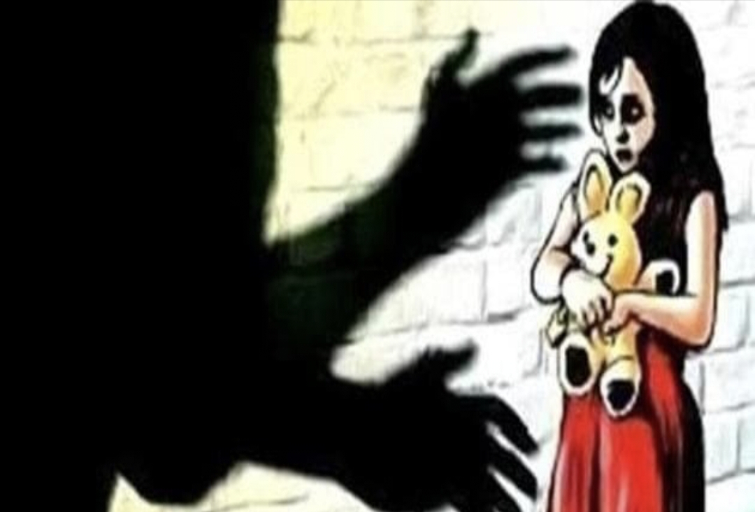 తెలంగాణలో ఘోరం.. ఐదేళ్ల బాలికపై అత్యాచారయత్నం