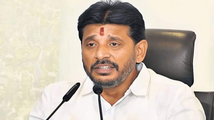 వైసీపీ నుంచి దువ్వాడ శ్రీనివాస్ సస్పెండ్