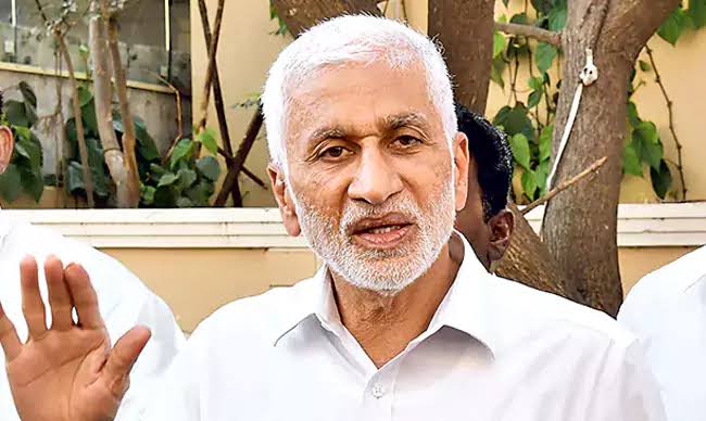 విజయసాయిరెడ్డికి సిట్ నోటీసులు