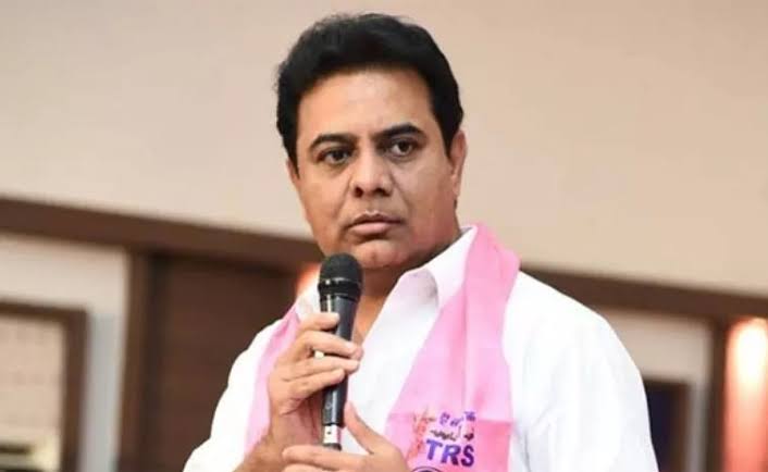 Breaking: కేటీఆర్‌కు నోటీసులు