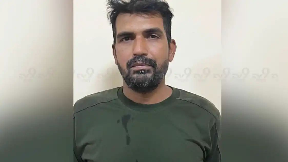 బందీగా ఉన్న భారత జవాన్ ను అప్పగించిన పాక్