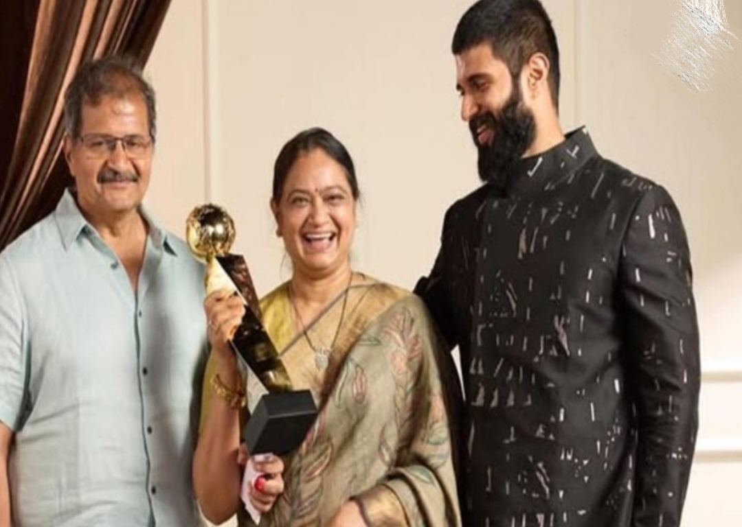 హీరో విజయ్ దేవరకొండ ఎమోషనల్ పోస్ట్