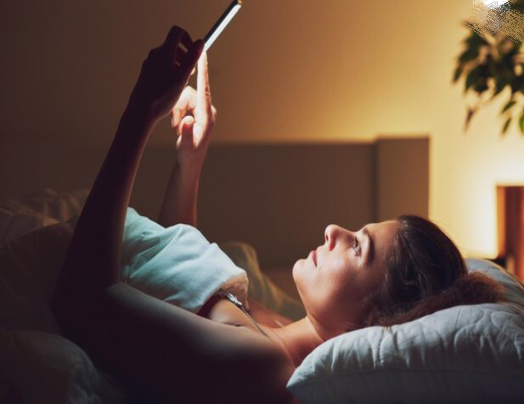 అతిగా రీల్స్ చూస్తే ఏమవుతుందో తెలుసా..