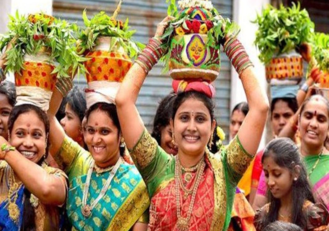 బోనాలపై పోలీసుల ఆంక్షలు