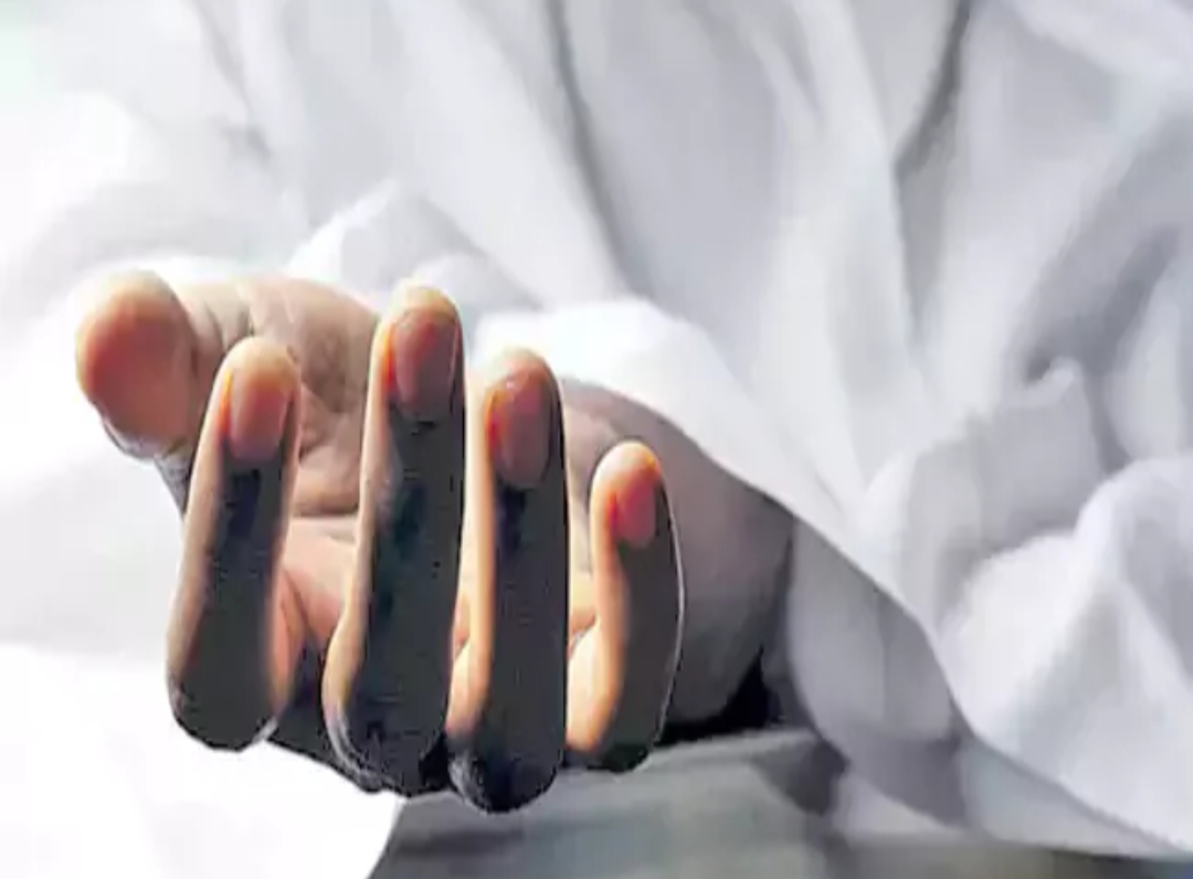 మటన్ తిని ఒకరు మృతి.. ఏడుగురికి అస్వస్థత