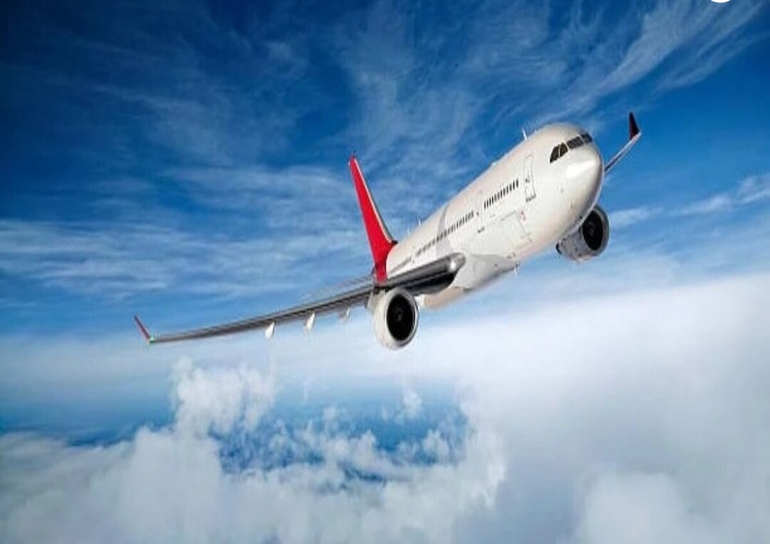 పాకిస్థాన్ కు మరో దెబ్బ: విమానాలపై నిషేధాన్ని పొడిగించిన భారత్