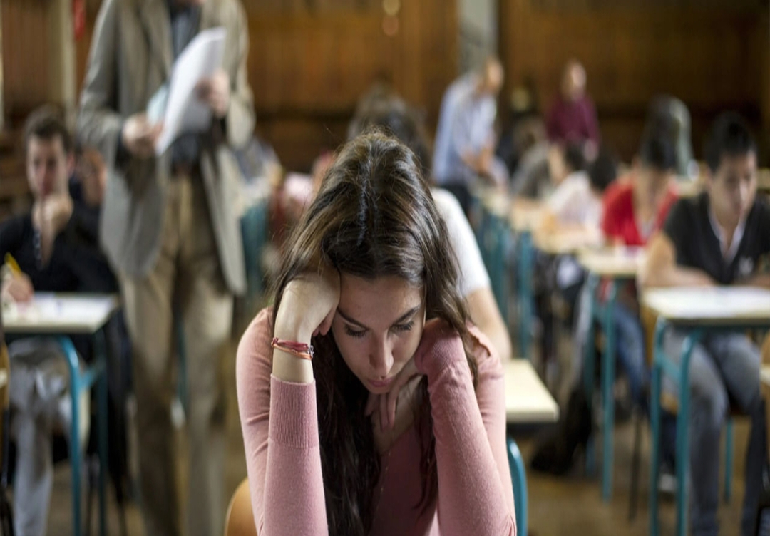 138 మంది బీటెక్ విద్యార్థులు ఫెయిల్.. చివరకు..