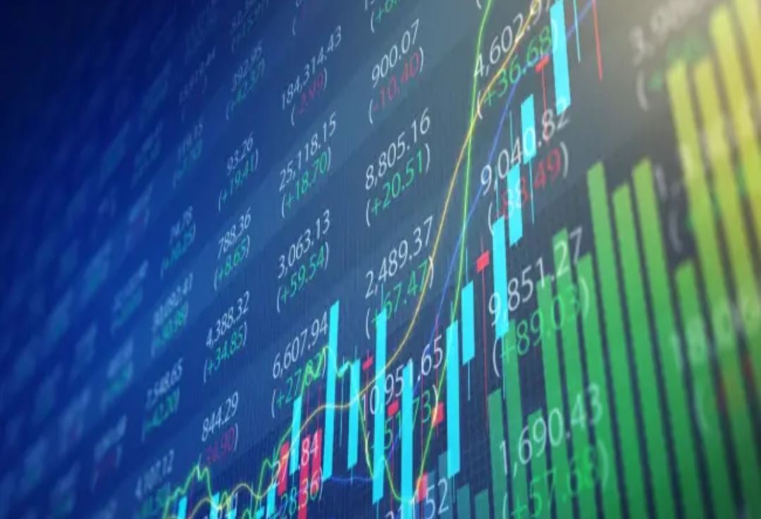 లాభాల్లో ప్రారంభమైన స్టాక్ మార్కెట్లు