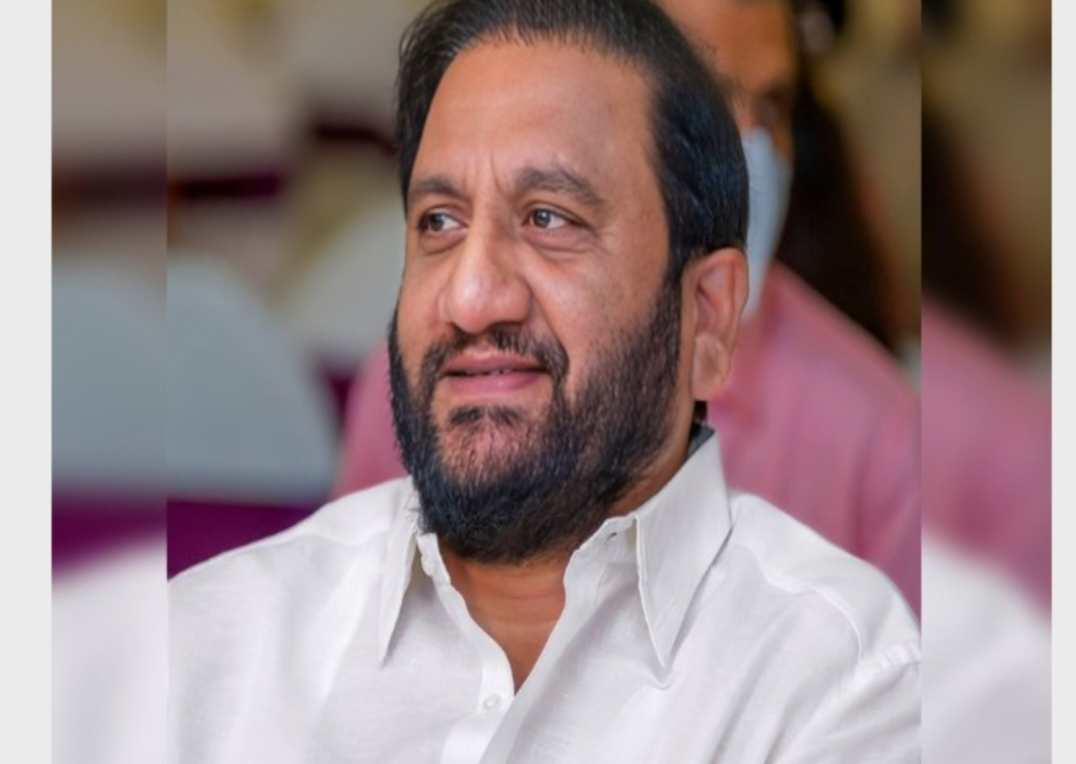 వైసీపీ మాజీ ఎమ్మెల్యేపై కేసు నమోదు