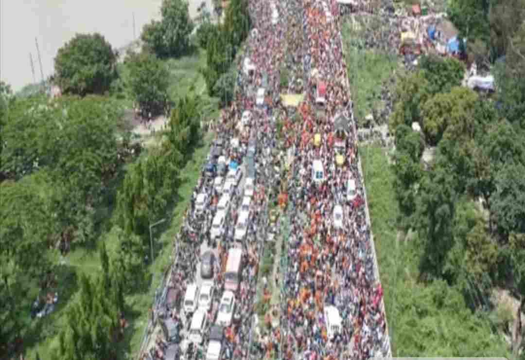 కన్వర్ యాత్రలో తొక్కిసలాట.. ఇద్దరు మృతి