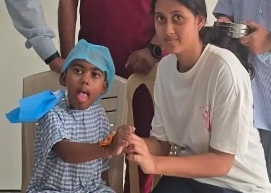 తమ్ముడికి ప్రాణం పోసిన అక్క