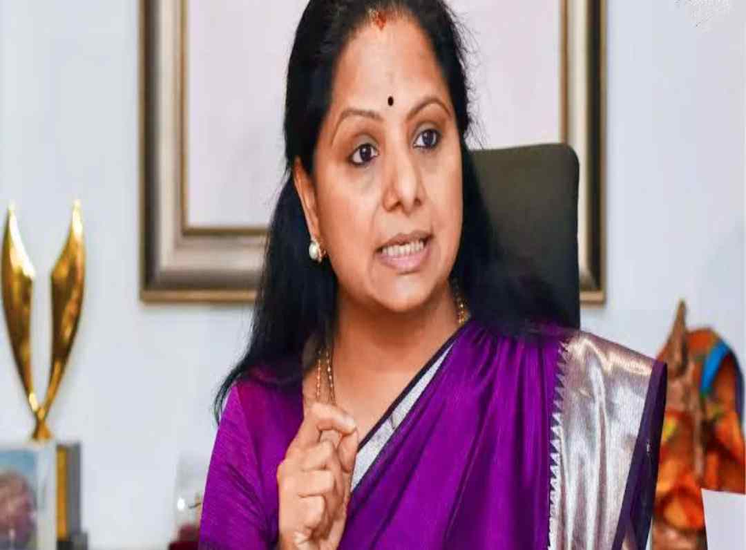 బీసీల పట్ల కాంగ్రెస్ కపట ప్రేమ: కవిత