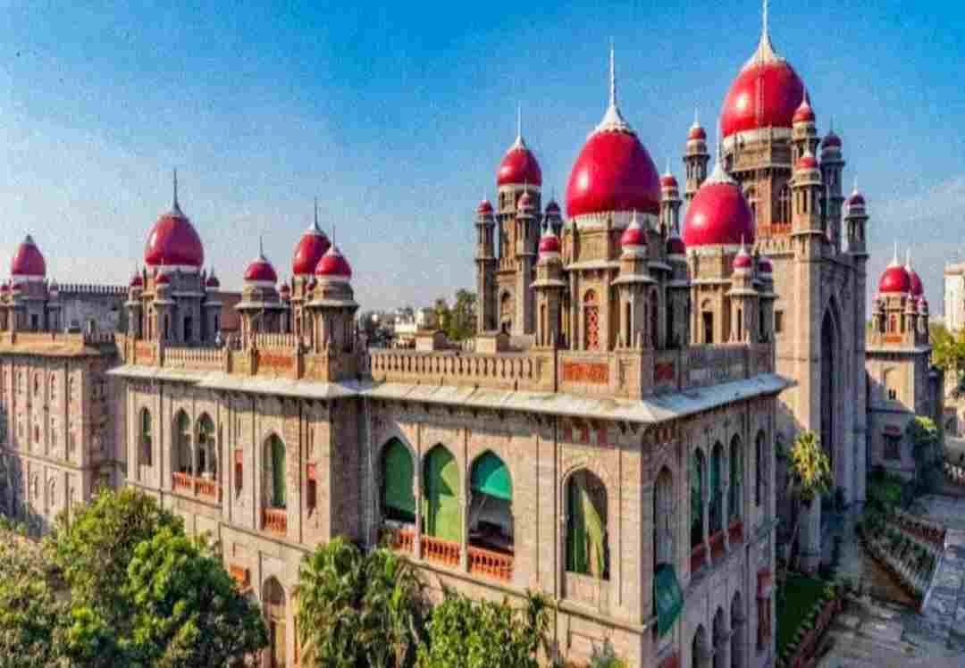 టీచర్ల పదోన్నతులకు హైకోర్టు గ్రీన్ సిగ్నల్ 