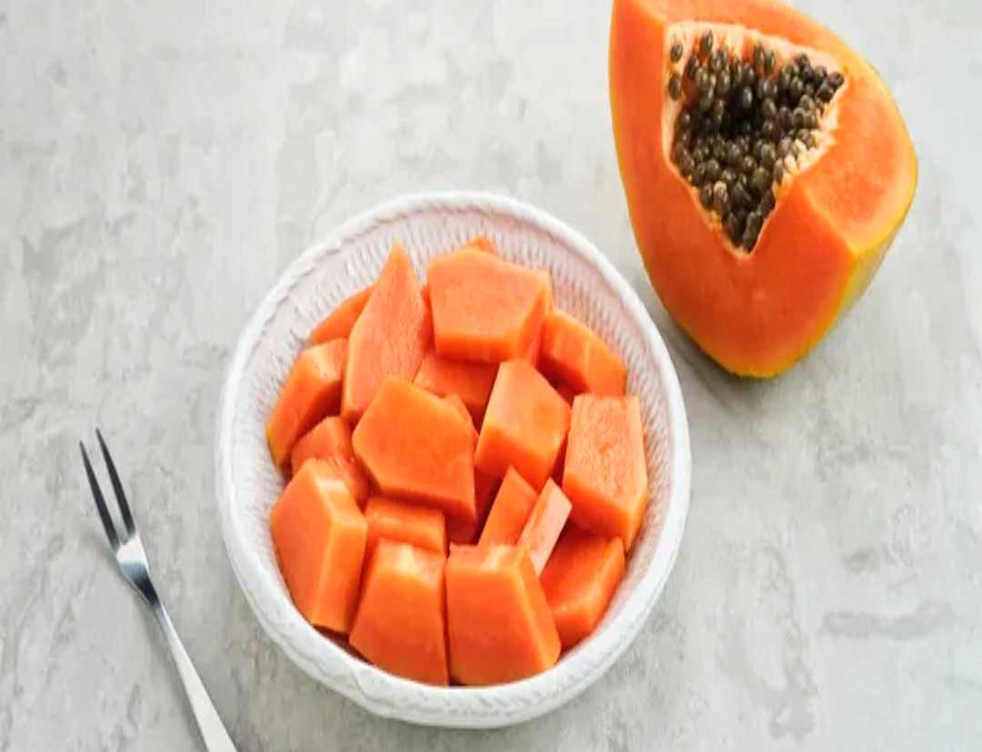 వీళ్లు బొప్పాయి తింటే చాలా డేంజర్