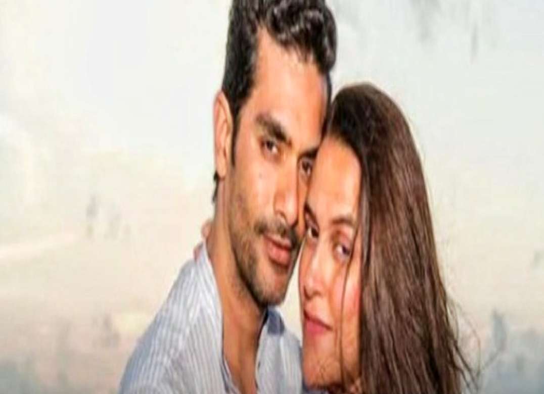 పెళ్లికి ముందే గర్భం దాల్చిన నటి.. ఘాటు కామెంట్స్