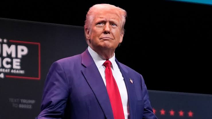 ట్రంప్ మరో కీలక నిర్ణయం