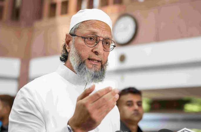 రేపు మాంసం దుకాణాలు బంద్.. ఎంఐఎం అధ్యక్షుడు తీవ్ర విమర్శలు