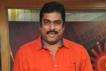 పెళ్లి చేసుకోలేదు నీకు ప్రాబ్లం ఉందా అని అడిగిన స్టార్ కమెడియన్, అప్పుడు మీ చెల్లిని పంపిస్తారా అని అడిగా.